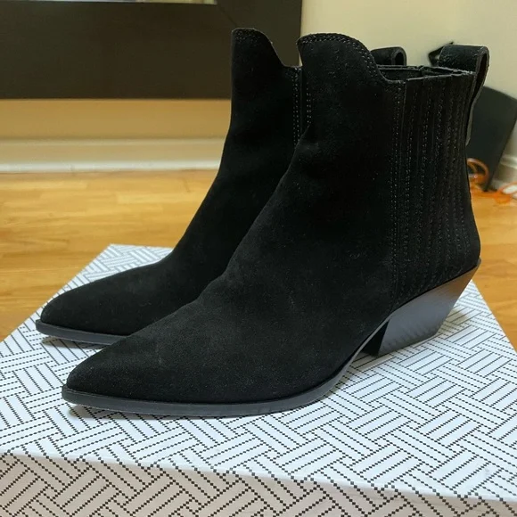 Furla | Shoes | Furla Ankle Boots Size 37 | Poshmark display picture 1